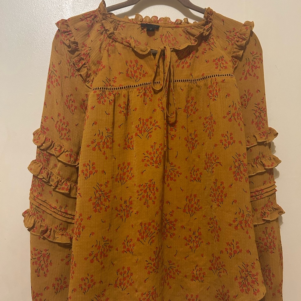 Ann Taylor Mustard Floral Ruffle Blouse M Petite Bohemian Tie-Neck Blouse